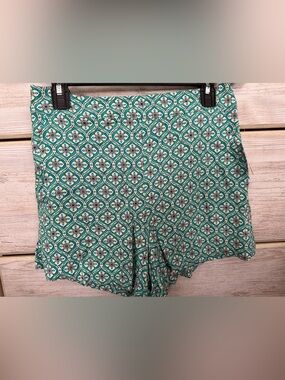 Old Navy Woven Geo Floral Women’s Shorts in Teal